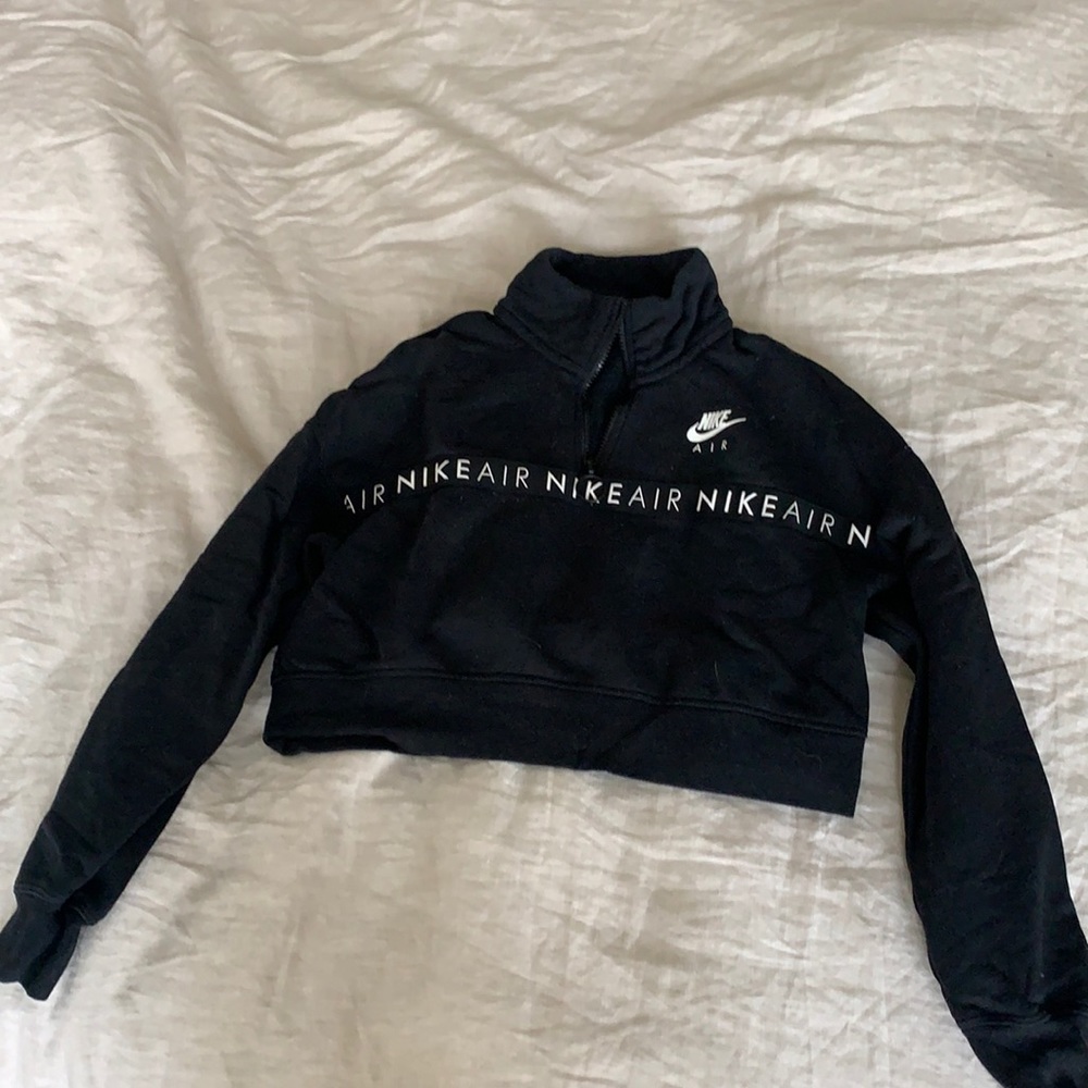 Nike air cropped quarter zip
